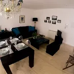 Triplex With Garage - Praca Das Flores Apartment