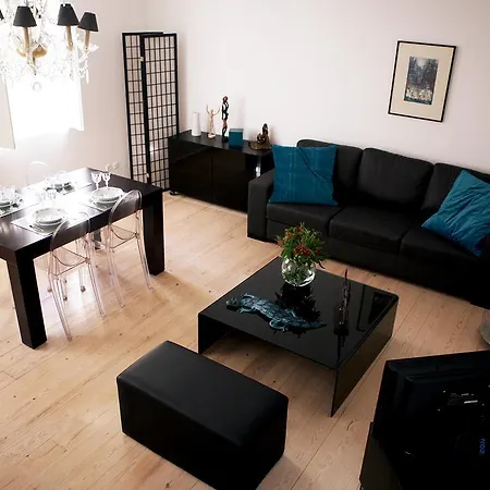 Daire Triplex With Garage - Praca Flores