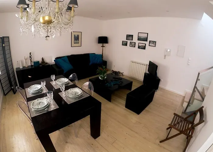 Triplex With Garage - Praca Flores Apartament