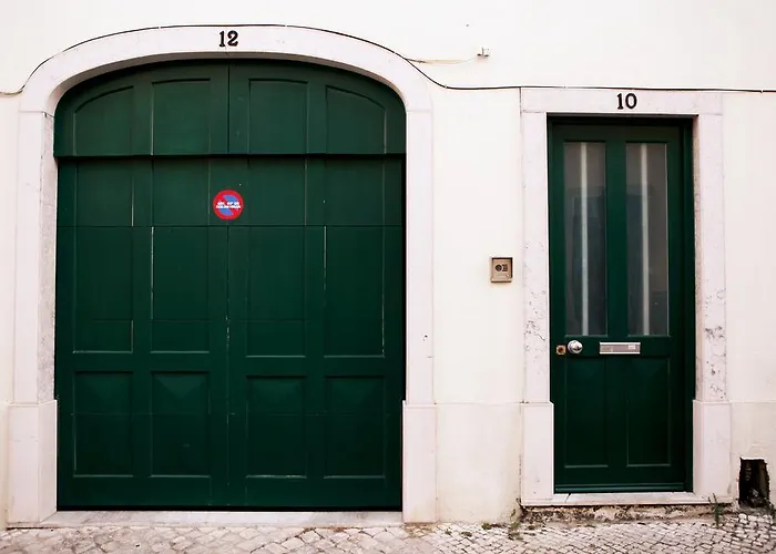 Triplex With Garage - Praca Flores