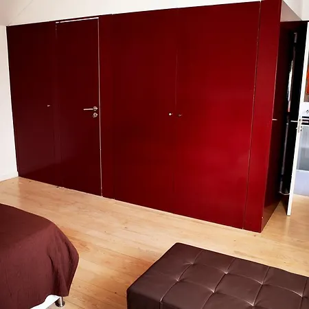 Triplex With Garage - Praca Flores *