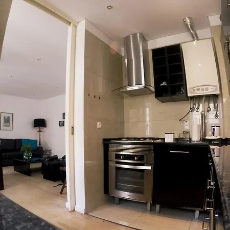Triplex With Garage - Praca Flores דירה